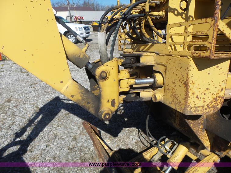 image for item L7216 Vermeer V4150 trencher