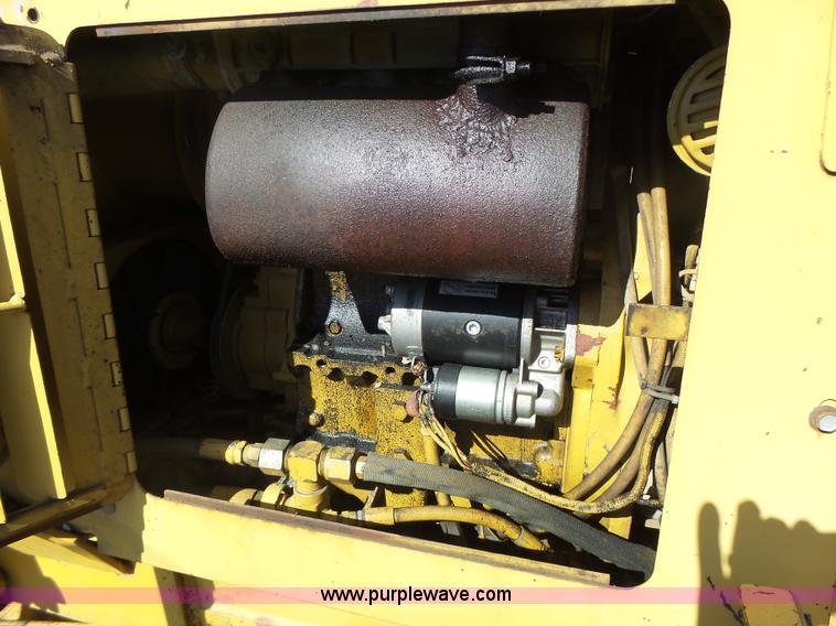 image for item L7216 Vermeer V4150 trencher