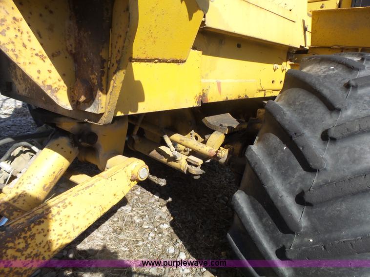 image for item L7216 Vermeer V4150 trencher