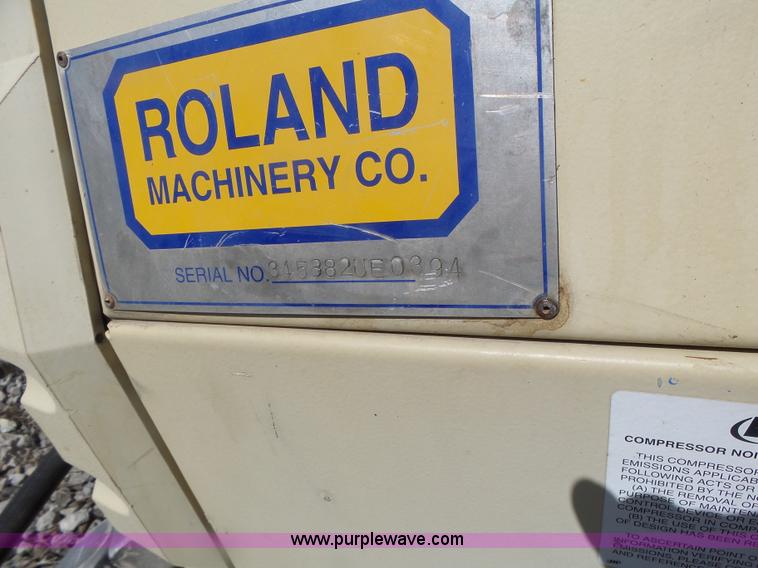 image for item L7217 2004 Ingersoll Rand 250 air compressor