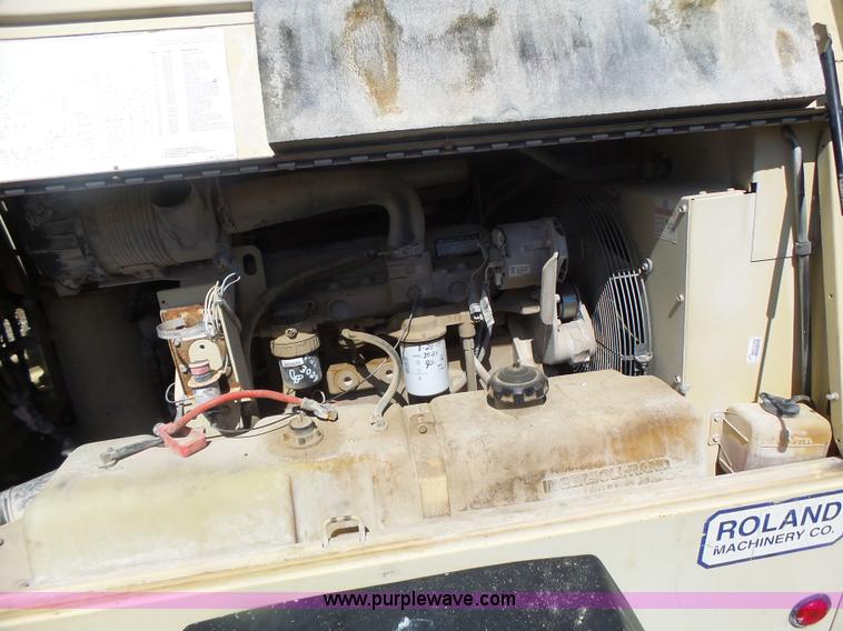 image for item L7217 2004 Ingersoll Rand 250 air compressor