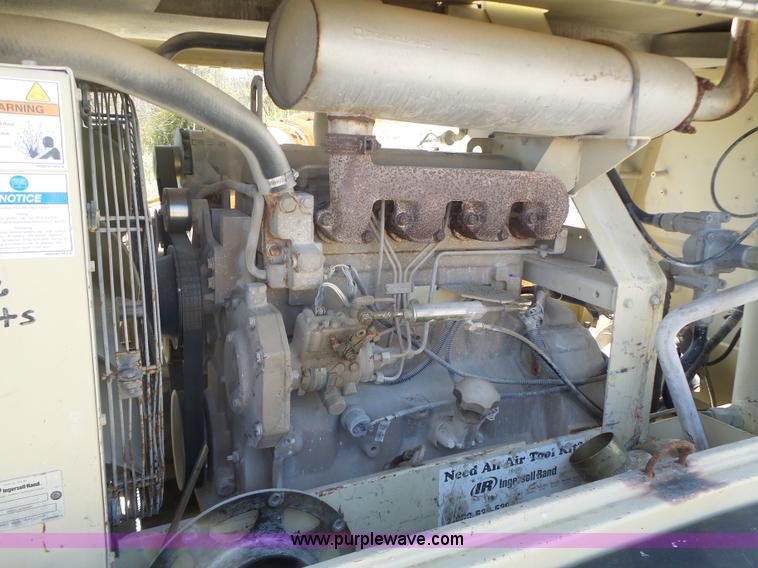 image for item L7217 2004 Ingersoll Rand 250 air compressor