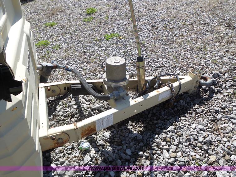 image for item L7217 2004 Ingersoll Rand 250 air compressor