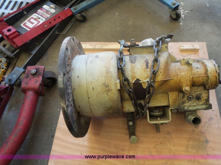 image for item L7217 2004 Ingersoll Rand 250 air compressor