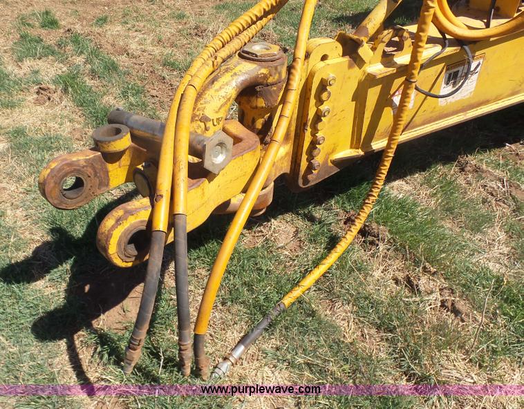 image for item L7485 John Deere 1810E scraper