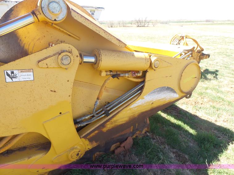 image for item L7485 John Deere 1810E scraper