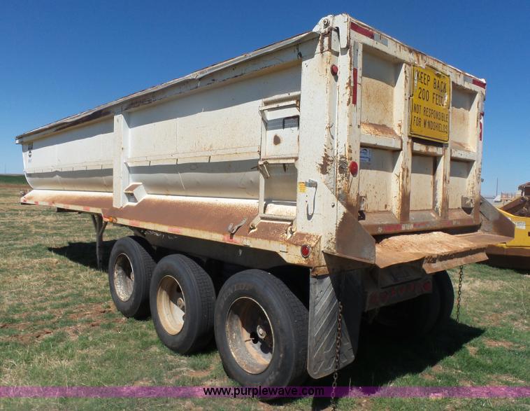 image for item L7486 1997 Hilbilt HD-37 end dump trailer