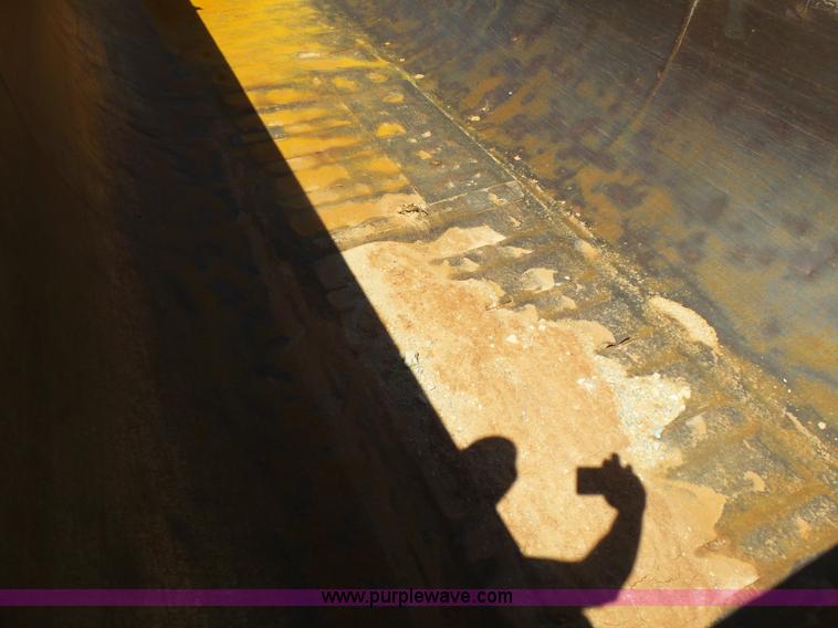 image for item L7486 1997 Hilbilt HD-37 end dump trailer