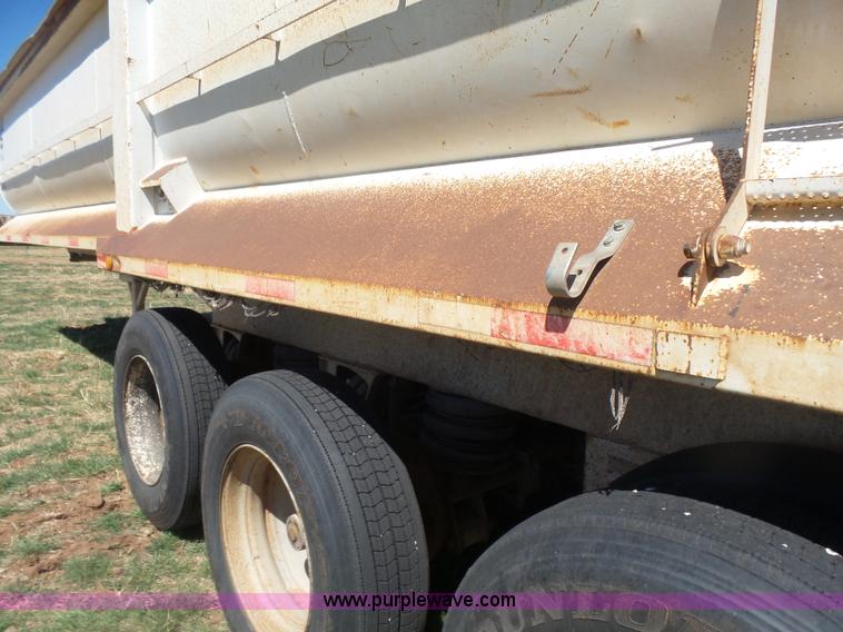 image for item L7486 1997 Hilbilt HD-37 end dump trailer