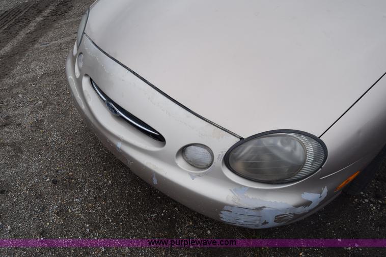 image for item AW9914 1998 Ford Taurus LX