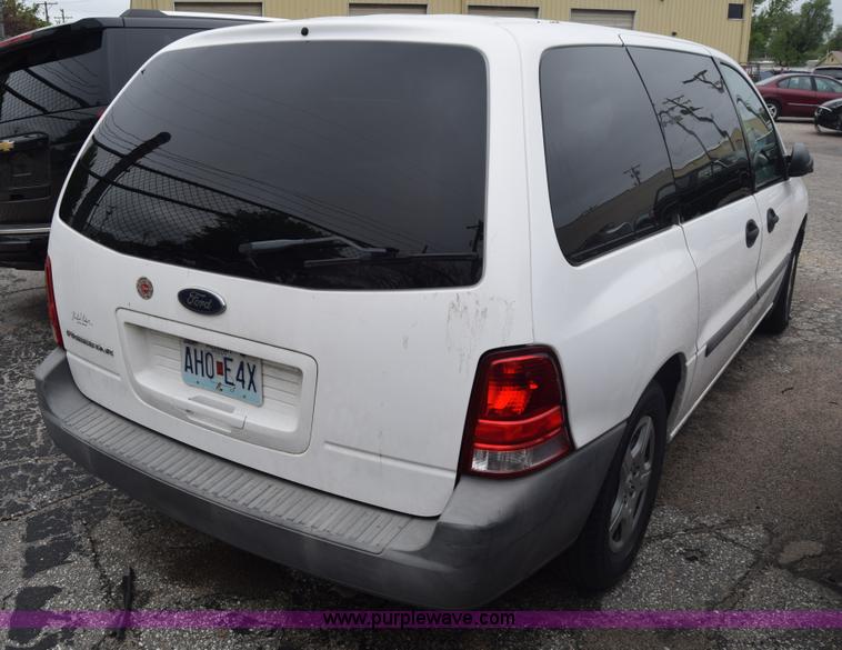 image for item AW9918 2005 Ford Freestar van