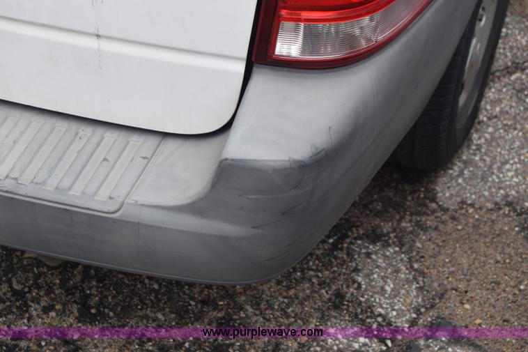 image for item AW9918 2005 Ford Freestar van