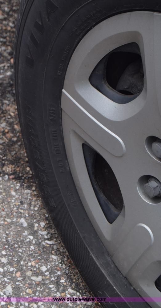 image for item AW9918 2005 Ford Freestar van