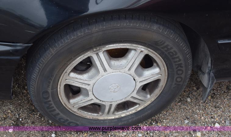 image for item AW9925 1996 Toyota Avalon