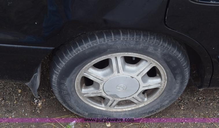 image for item AW9925 1996 Toyota Avalon