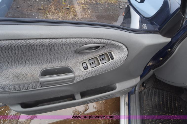 image for item AW9926 1999 Suzuki Grand Vitara SUV