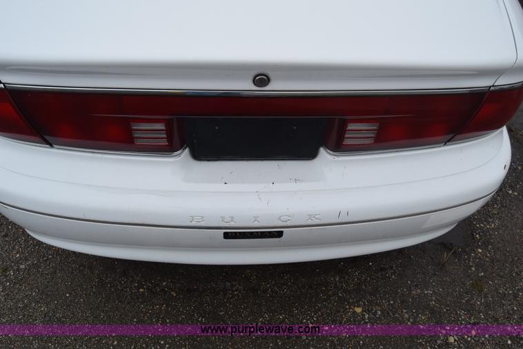 image for item AW9928 2000 Buick Century