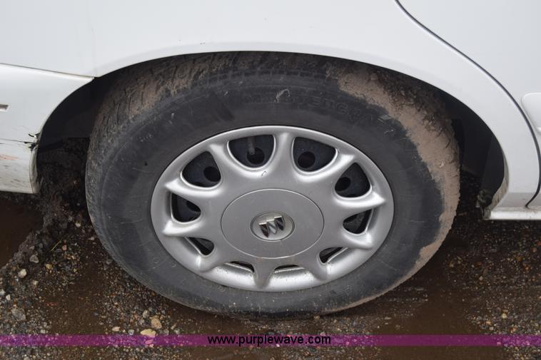 image for item AW9928 2000 Buick Century