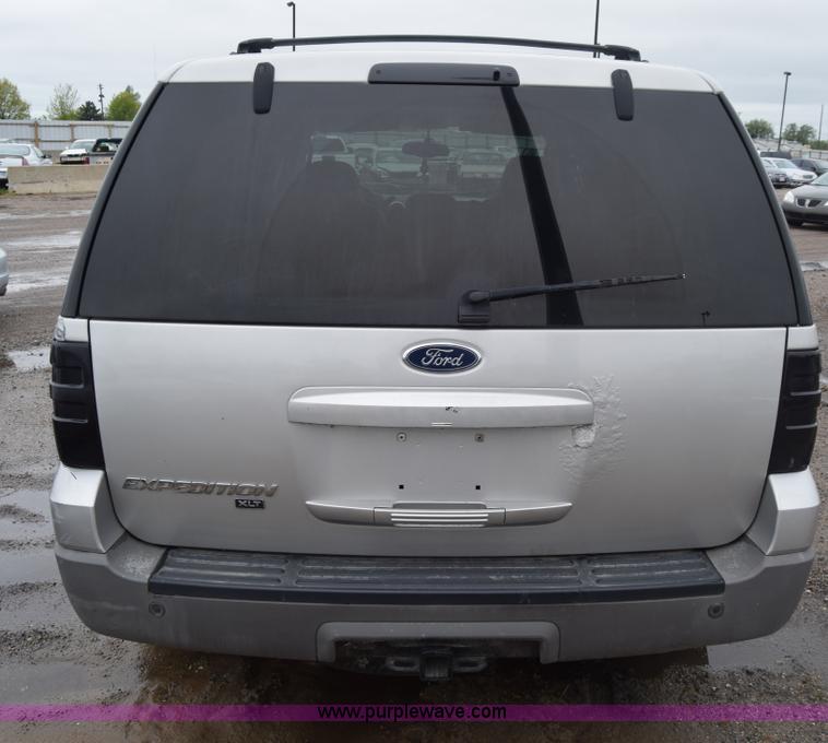 image for item AW9930 2003 Ford Expedition SUV