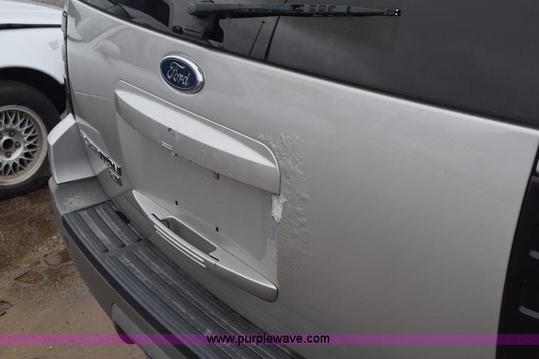 image for item AW9930 2003 Ford Expedition SUV