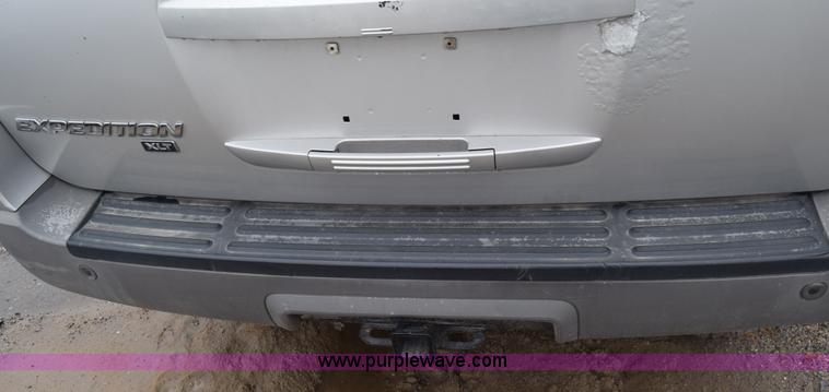 image for item AW9930 2003 Ford Expedition SUV