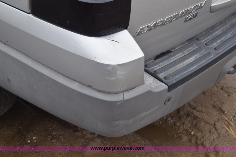 image for item AW9930 2003 Ford Expedition SUV