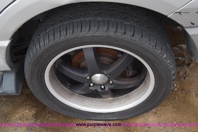 image for item AW9930 2003 Ford Expedition SUV