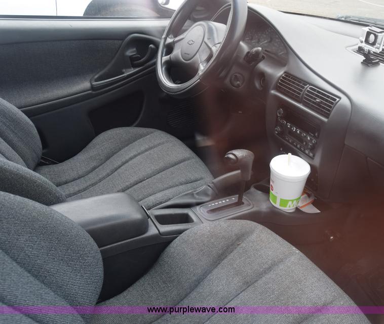 image for item AW9931 2003 Chevrolet Cavalier