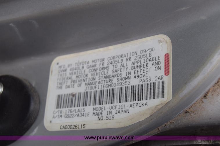 image for item AW9933 1991 Lexus LS400