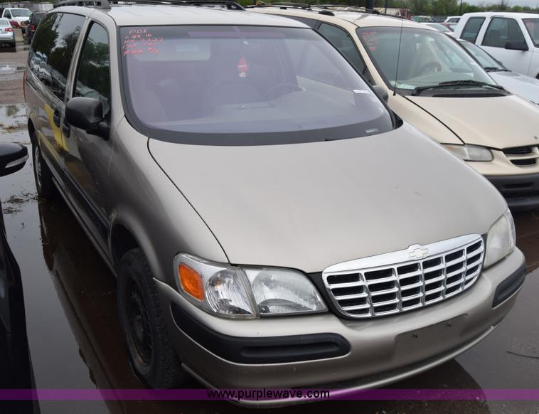 image for item AW9934 1999 Chevrolet Venture van