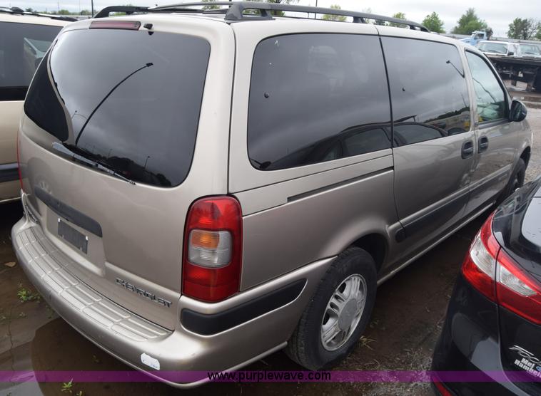 image for item AW9934 1999 Chevrolet Venture van