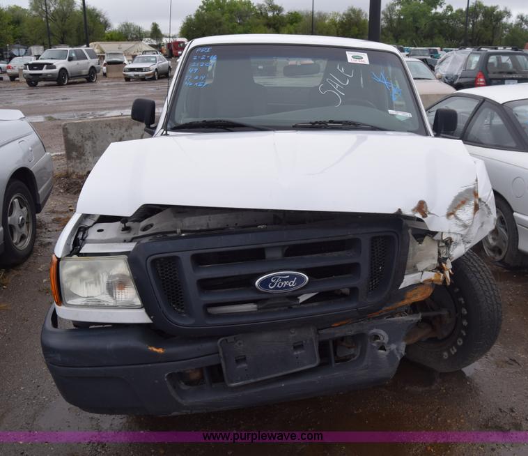image for item AW9938 2005 Ford Ranger pickup truck