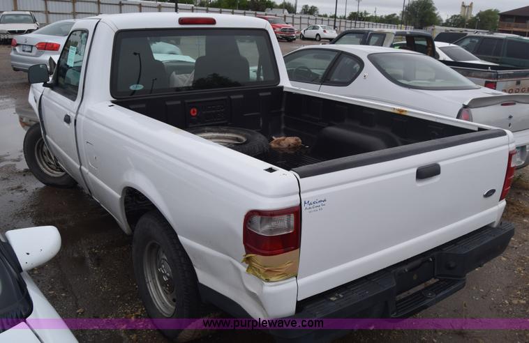 image for item AW9938 2005 Ford Ranger pickup truck