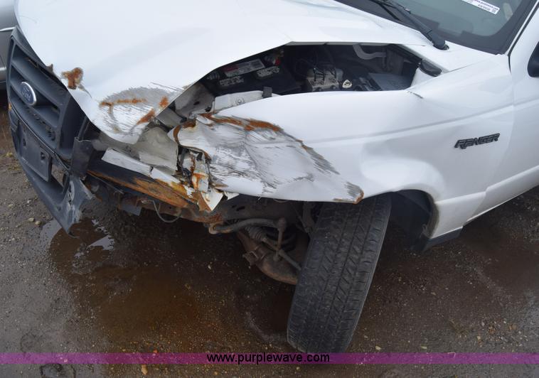 image for item AW9938 2005 Ford Ranger pickup truck