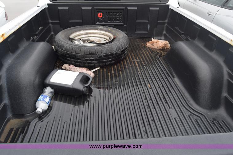 image for item AW9938 2005 Ford Ranger pickup truck