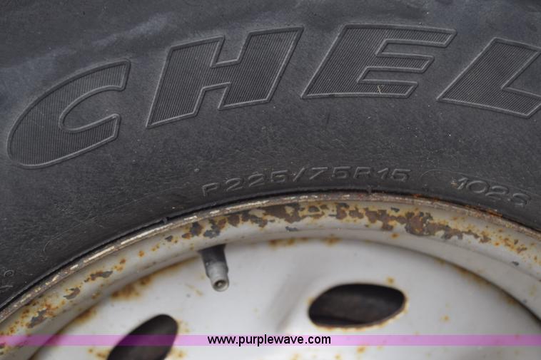 image for item AW9938 2005 Ford Ranger pickup truck