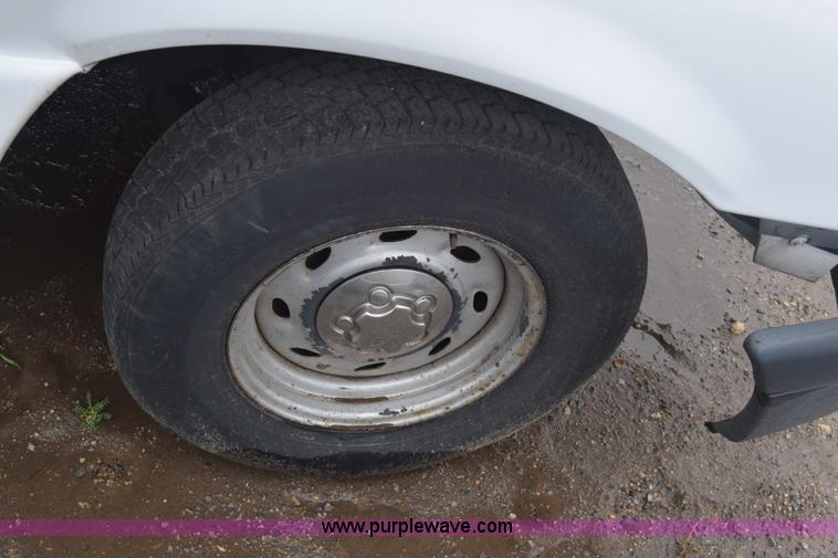 image for item AW9938 2005 Ford Ranger pickup truck