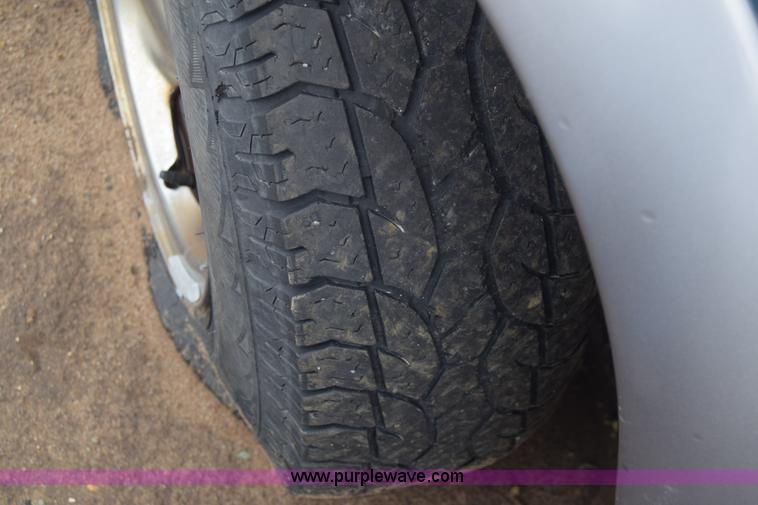 image for item AW9941 1995 Ford Explorer SUV