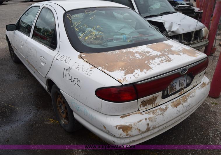 image for item BF9991 2000 Ford Contour