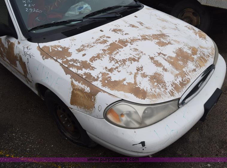 image for item BF9991 2000 Ford Contour