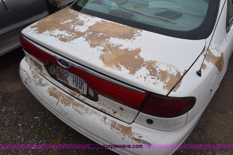 image for item BF9991 2000 Ford Contour