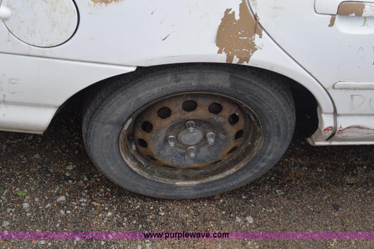 image for item BF9991 2000 Ford Contour