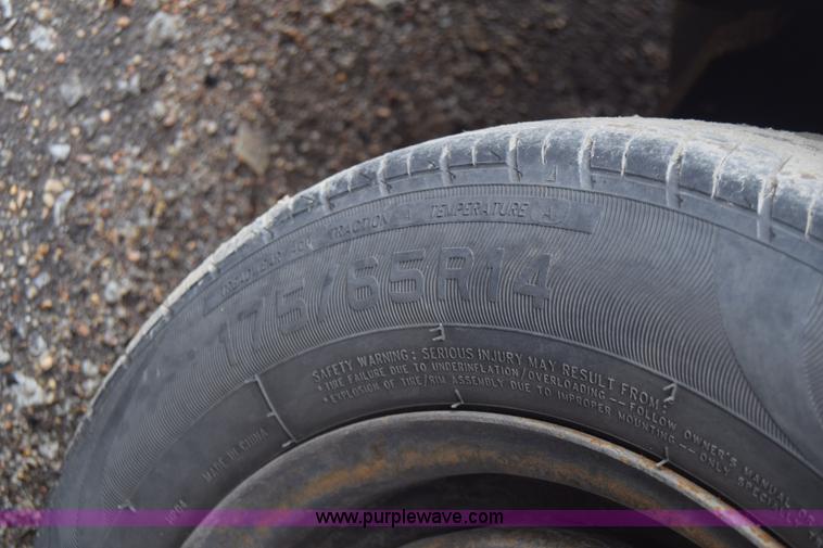 image for item BF9991 2000 Ford Contour