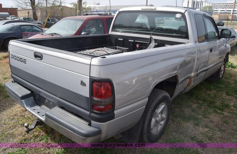 image for item BW9419 1999 Dodge Ram 1500 Quad Cab pickup truck