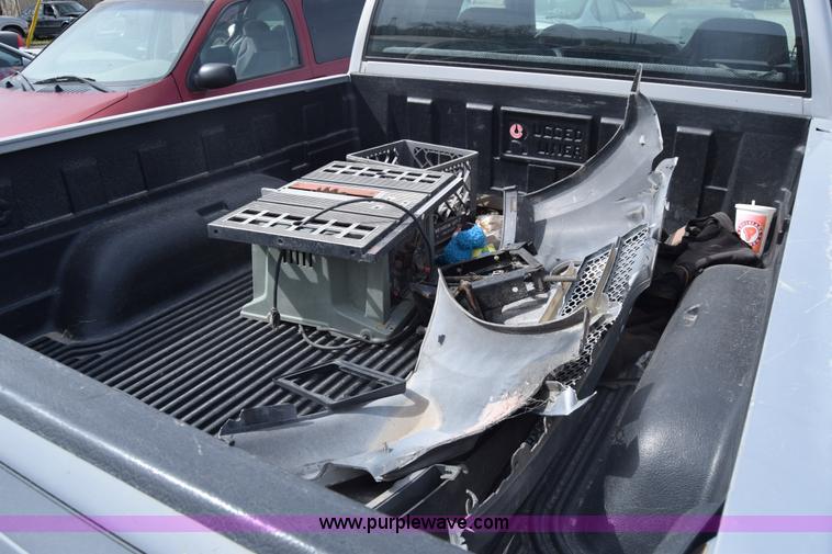 image for item BW9419 1999 Dodge Ram 1500 Quad Cab pickup truck