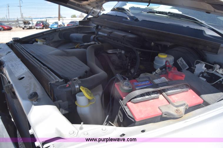 image for item BW9483 2001 Dodge Ram 1500 pickup truck