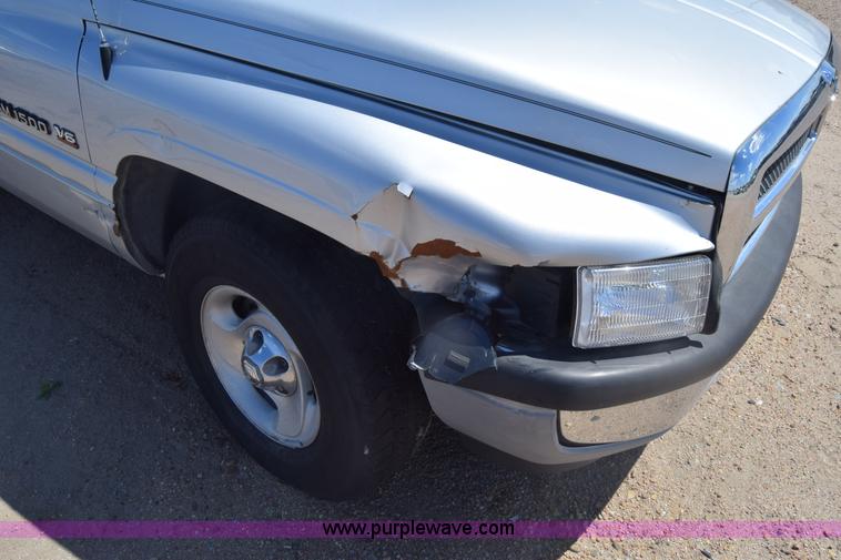 image for item BW9483 2001 Dodge Ram 1500 pickup truck