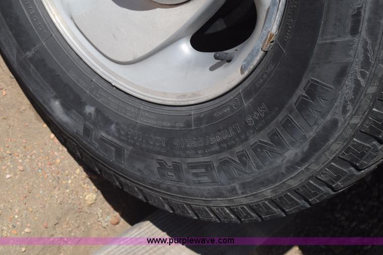 image for item BW9483 2001 Dodge Ram 1500 pickup truck