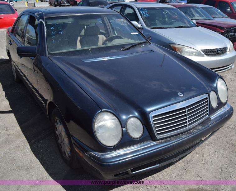 image for item BW9485 1997 Mercedes Benz E320