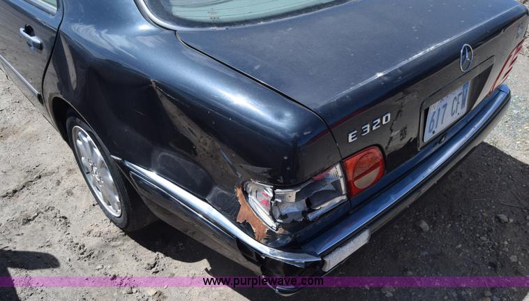 image for item BW9485 1997 Mercedes Benz E320